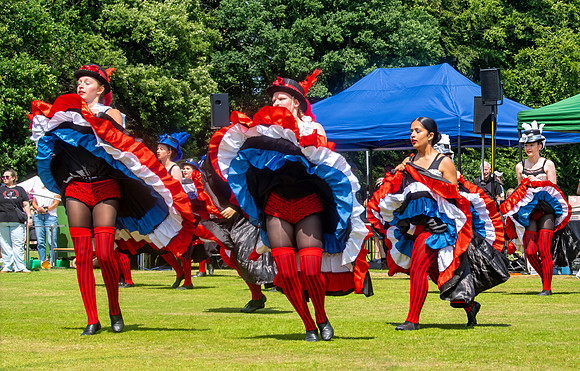 cancan2 copy